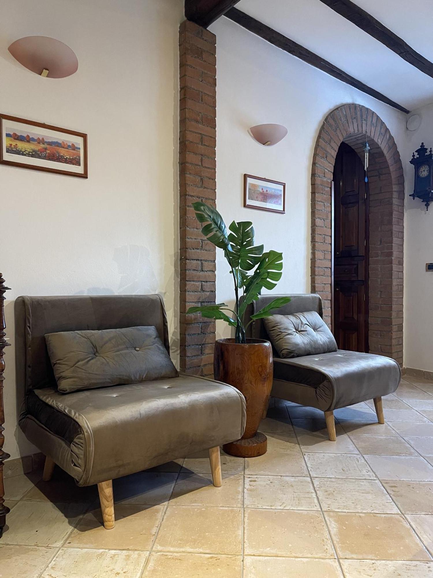 Mazzetti Country House-Vita In Campagna Con Giardino Vimignano-Chiesa Экстерьер фото