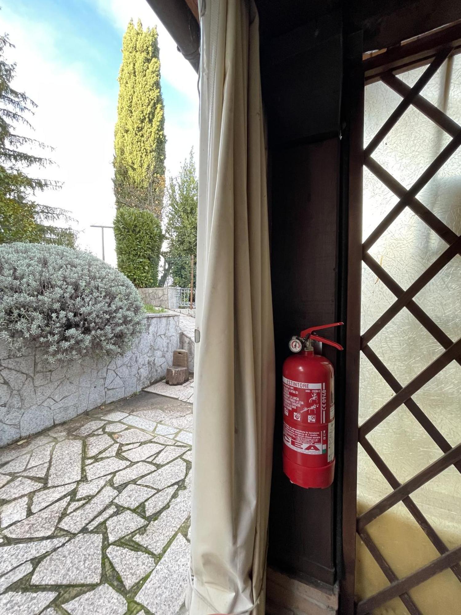 Mazzetti Country House-Vita In Campagna Con Giardino Vimignano-Chiesa Экстерьер фото