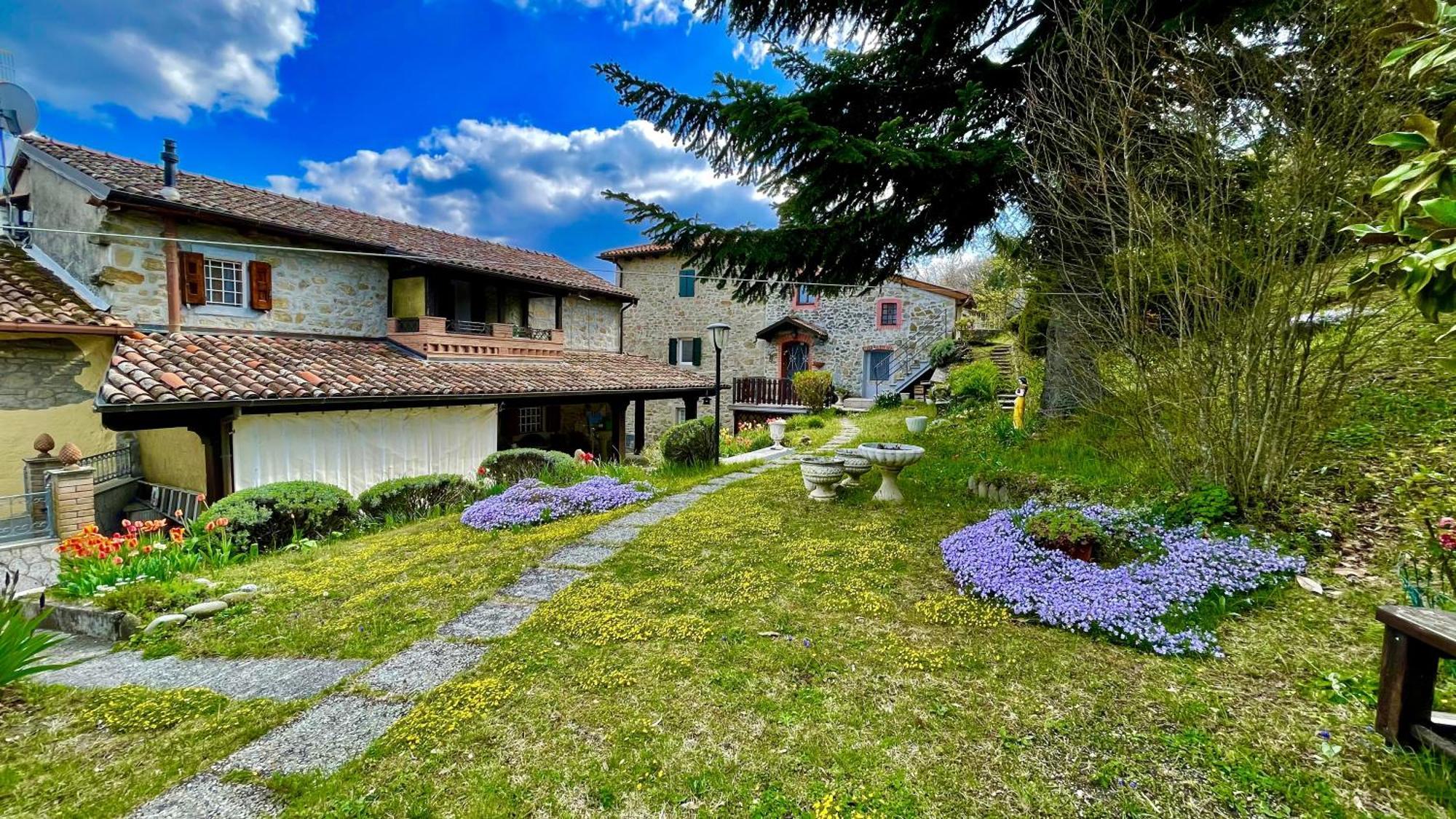 Mazzetti Country House-Vita In Campagna Con Giardino Vimignano-Chiesa Экстерьер фото